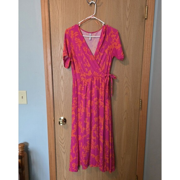 Page One Dress Size Medium Faux Wrap Midi Pink Orange Print - Picture 1 of 9